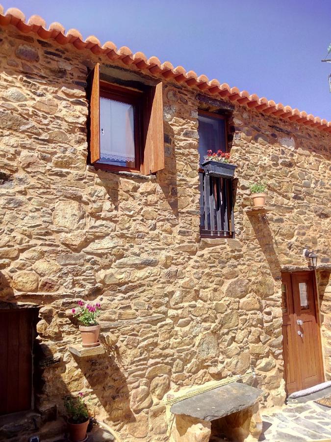 Refugio Do Raposo/Casa Deneb Villa Montes da Senhora Luaran gambar